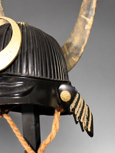 Kabuto - Suji bachi, certifikát NKBKHK